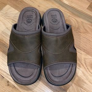NWOT Earth Spirit Sandals
